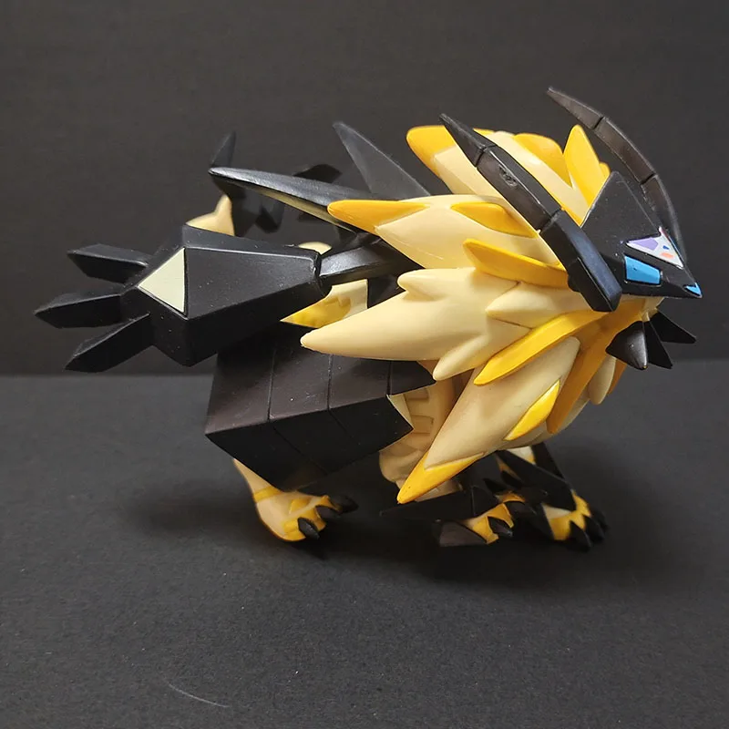 POKEMON LENDÁRIOS FIGURA LUNALA 28CM 4845 - DTC