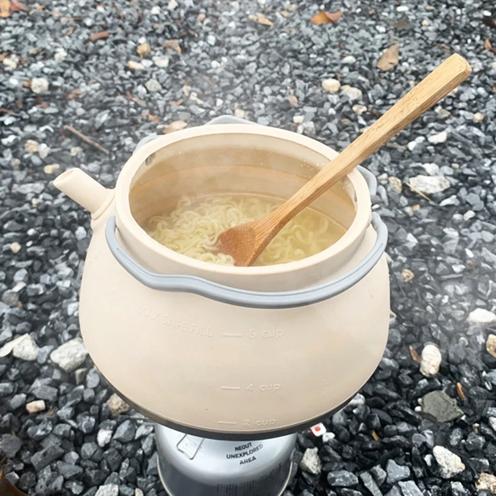 1.5L Silicone Kettle with Handle Outdoor Collapsible Kettle Stainless Steel Bottom Portable Camping Kettle for Travel Picnic