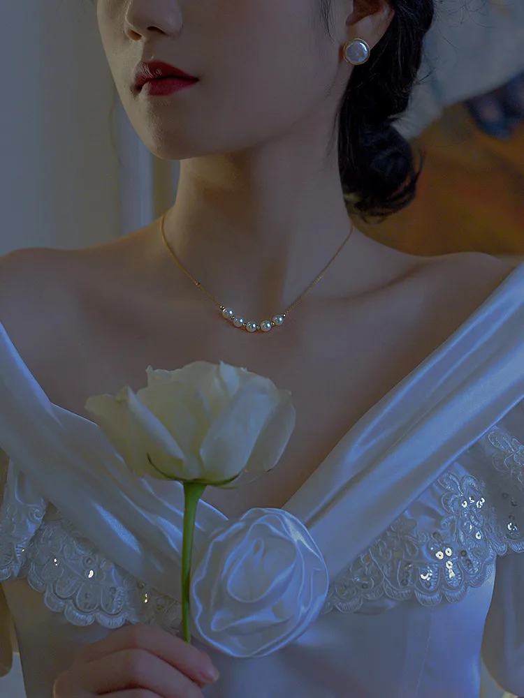 

Light luxury natural near-round freshwater pearl necklace for women, pendant