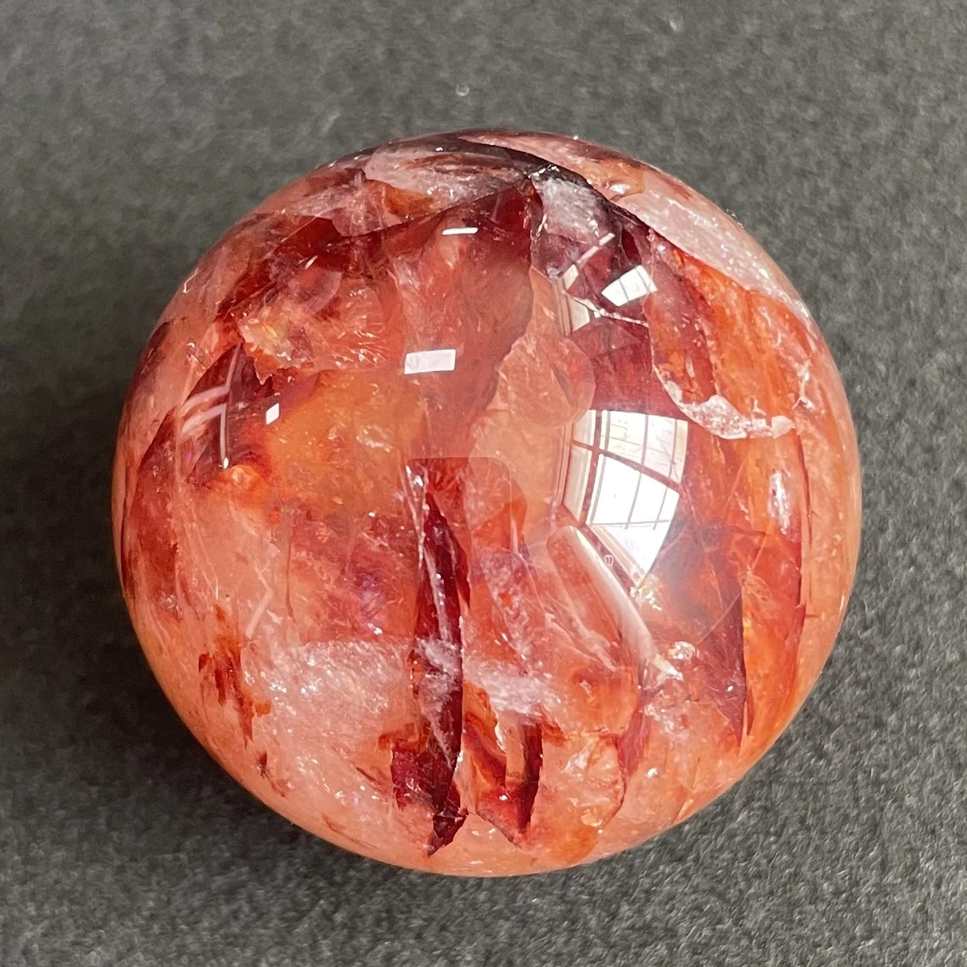 

132g Natural Stone Clear Quartz Sphere Rainbow Red Crystal Ball Rock Decoration Rough Polished Healing Y256