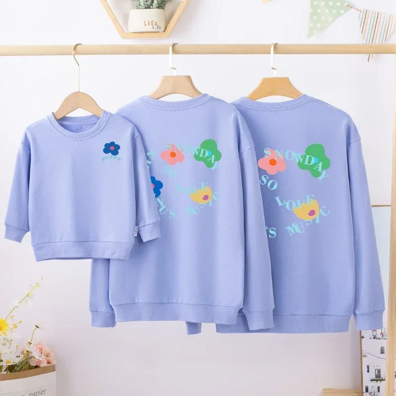 Camisetas navideñas coreanas para madres e hijas, camisetas con estampados florales, conjuntos familiares a juego, sudaderas para padre e hijo, jerséis para parejas