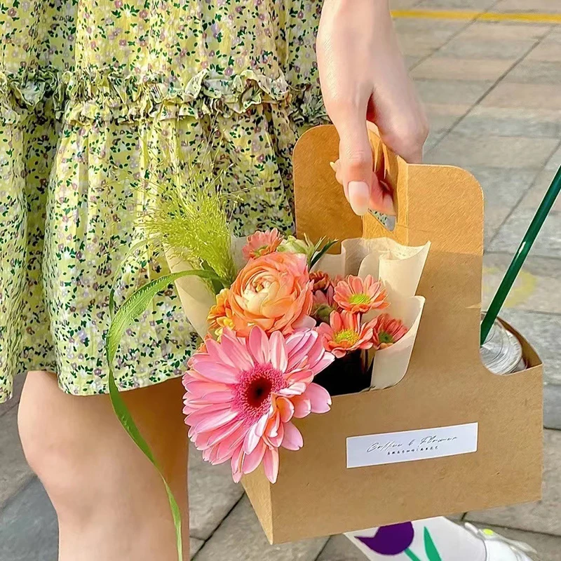 10pcs Portable Flower Gift Bag Kraft Paper Holder Coffee Flower Cake Dessert Packaging Box Photo Favor Drink Carrier With Handle
