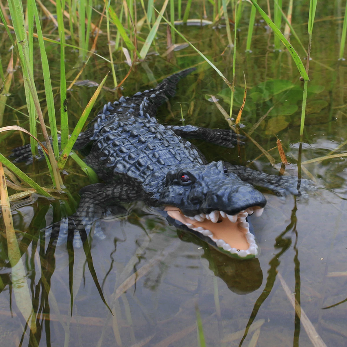 RC Shark Toy Remote Control Animals Robots Bath Tub Pool Electric Toys for Kids Control Spoof Toy Garden for Yard Art Crocodil 2 RC Shark Toy Remote Control Animals Robots Bath Tub Pool Electric Toys for Kids Control Spoof Toy Garden for Yard Art Crocodil 2