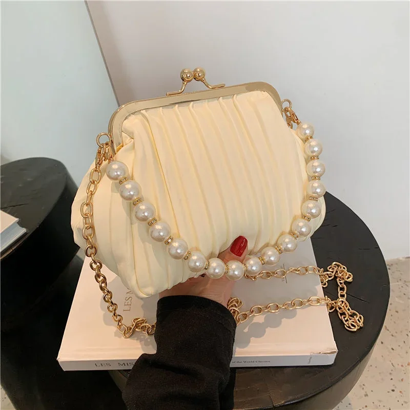 

Luxury Designer Handbag Fold Bag 2022 New Summer Pearl Shell Bags Fashion Chain Messenger Bags Leisure Clip Mouth Messenger Bags