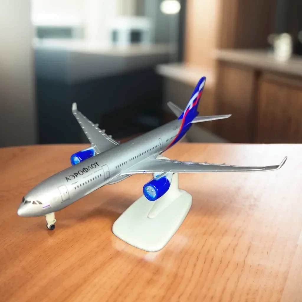 DHL航空■1/400スケールダイキャスト新品 Amazon.co.jp: 飛行機模型飛行機おもちゃの飛行機模型 ダイ