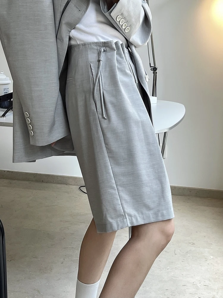 [LANMREM] Fashion Drawstring Design Wool Shorts For Women Solid High Waist Office Lady Female Clothing 2024 Summer New 26D8751