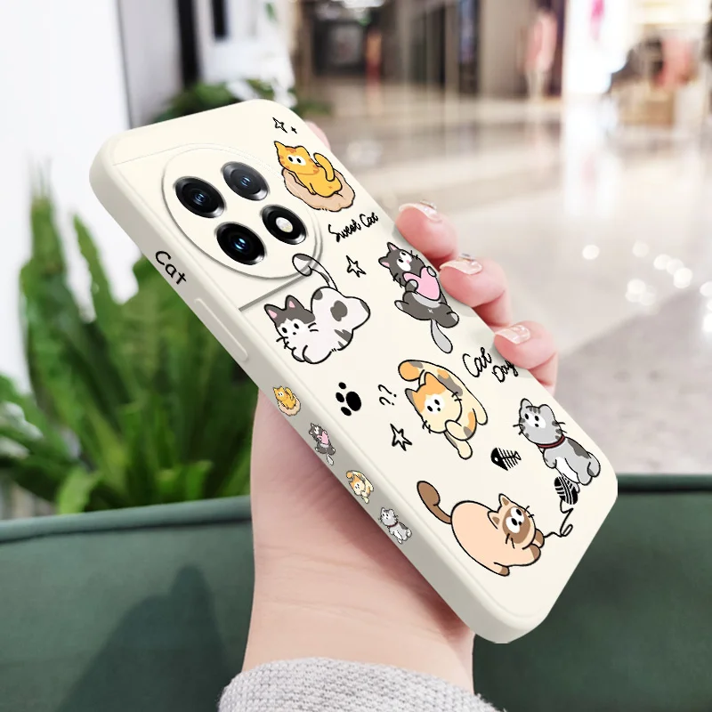 Cat String Ball Liquid Silicone Phone Case Cover