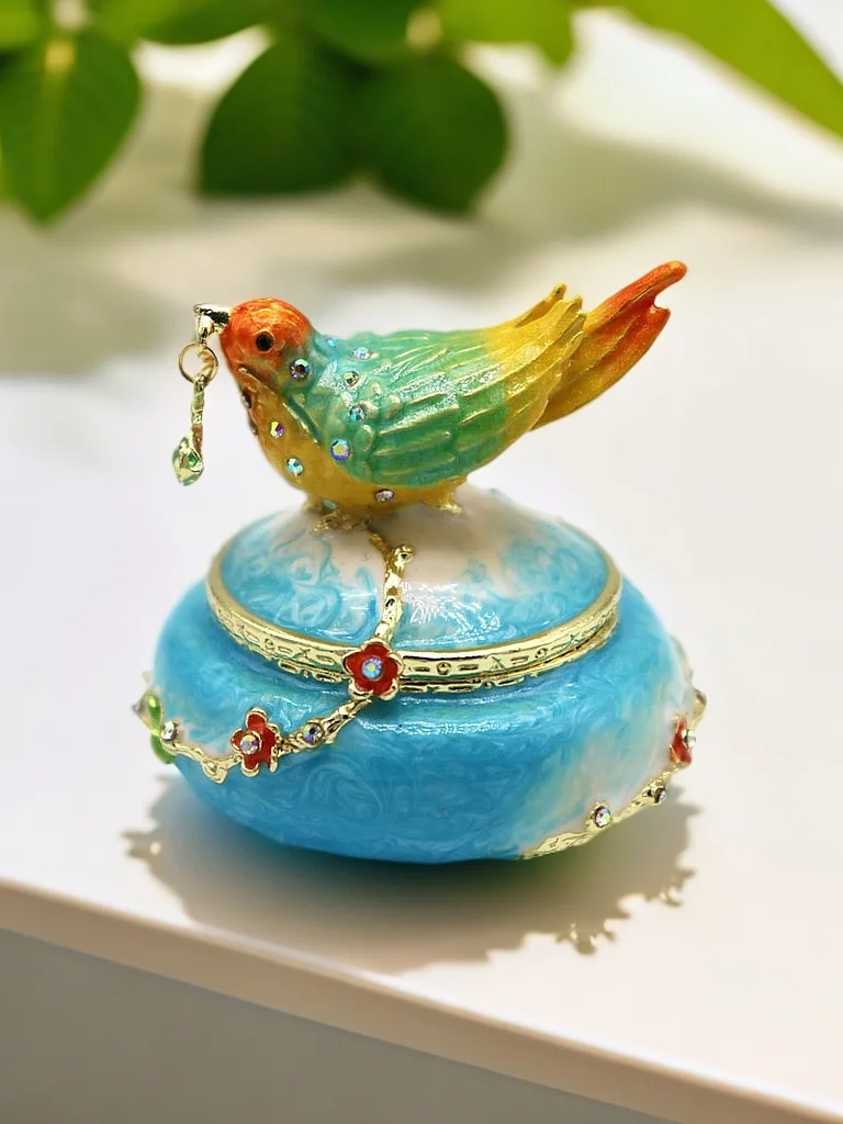 Hand Painted Enameled samll bird's round Trinket Box for women Home Decoration storeage box for jewelry birthday gift
