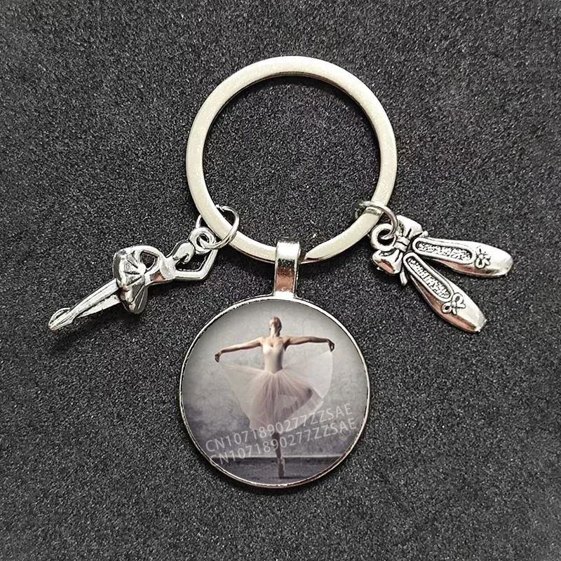 Ballet Dancer Figure Silhouette Keychain Glass Convex Ballet Girl Oil Painting Keychain Suitable For Girls Who Love Dancing