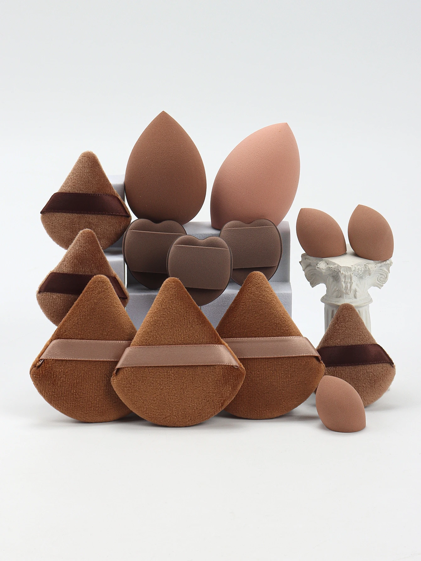 High-Energy 14-Piece Set,3 Loose Powder Puffs & 3 Mini Loose Powder Puffs & 2 Large Makeup Sponges & 3 Mini Makeup 3