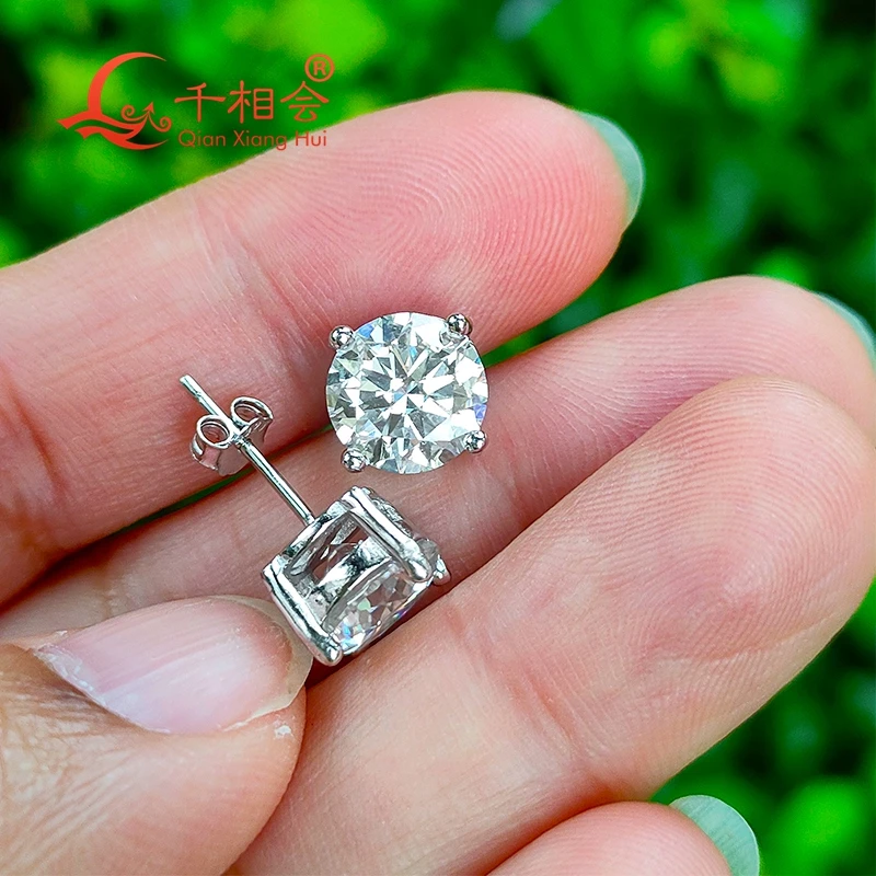 1ct 2ct 8mm round Classic Claw earrings 925 silver D VVS