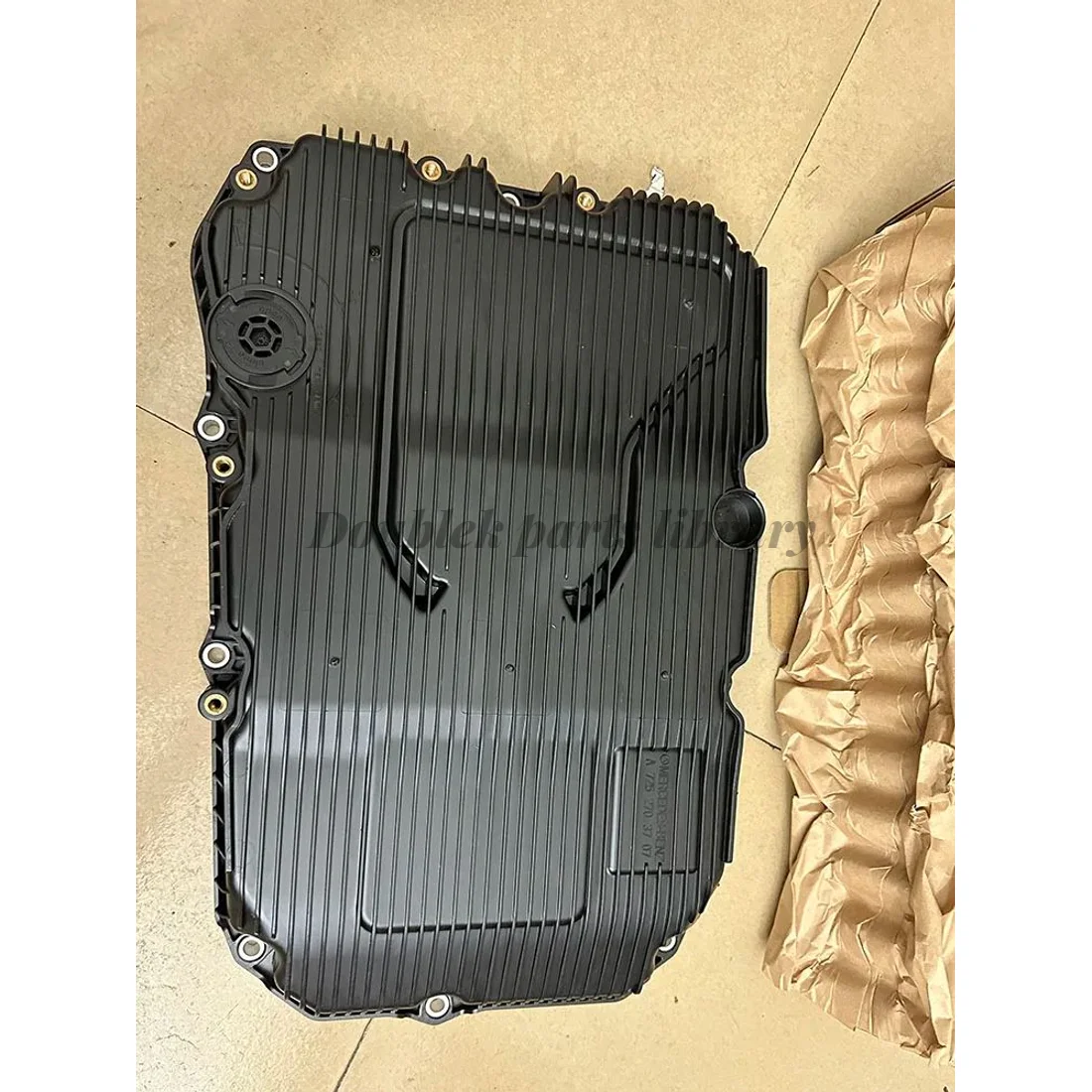Automatic Transmission Fluid Filter Automatic Transmission Oil Sump A7252703707 7252703114 For Mercedes Benz W205 W222 W213 Engine Transmission Oil Pan
