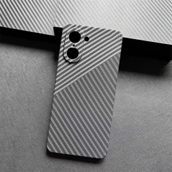Custodia rigida in carbonio opaco slim con pattern texture e protezione bumper