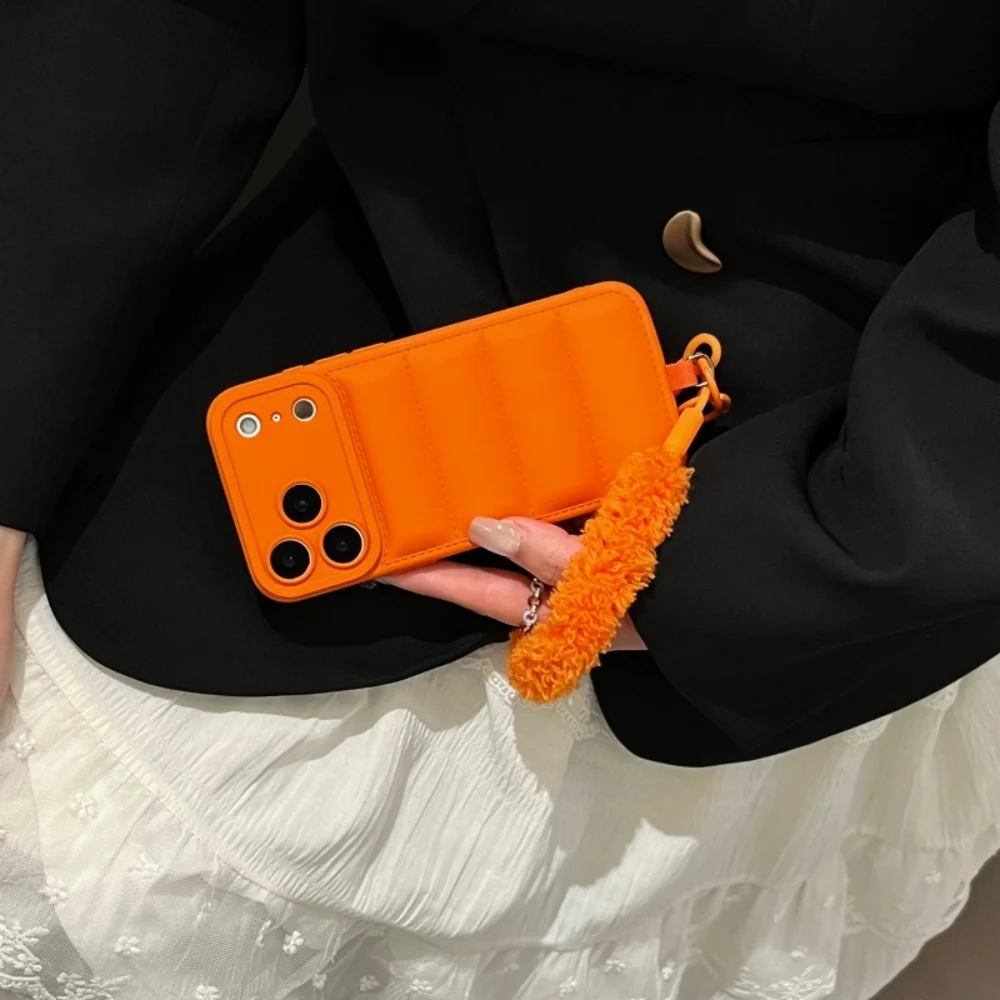 Luxury and Fashionable Plush Wristband - Winter Protective Cover