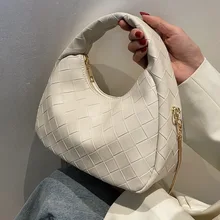

2022spring and Summer New Trendy All-match Messenger Bag High-quality Leather Chain Bag Woven Bag Handbag French Niche Bag Women