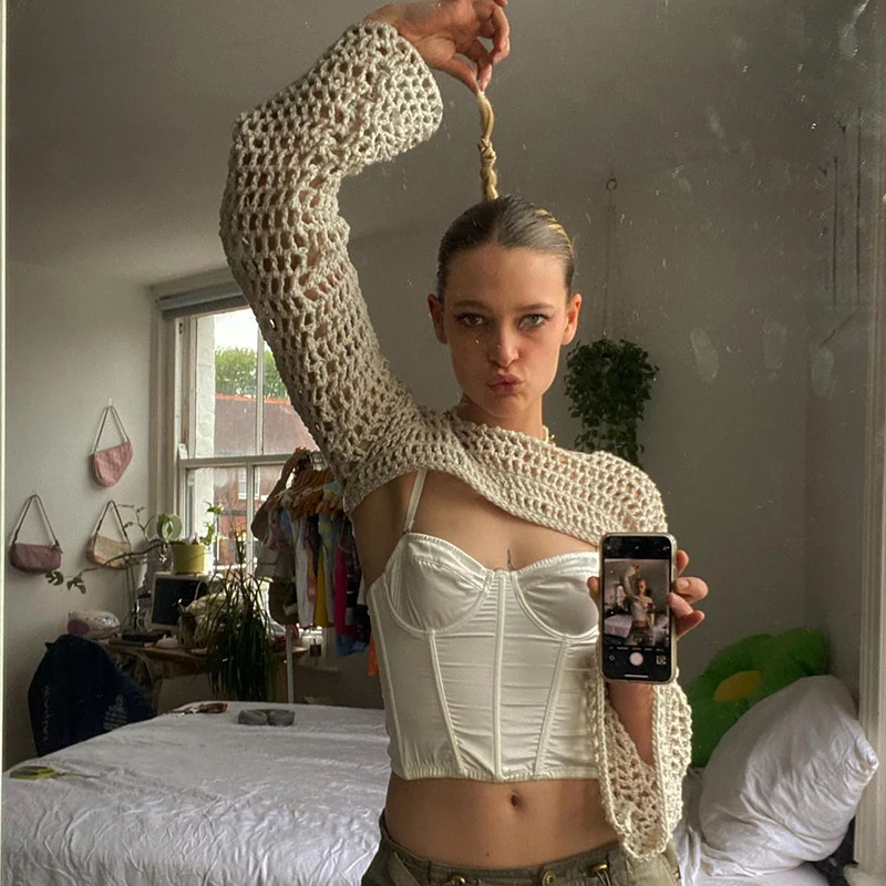 

HEZIOWYUN Harajuku Knitted Smock Tops Y2K Vintage Crochet Hollow Out T-shirt 90s Retro Grunge Flared Sleeve Cover-Ups Crop Top