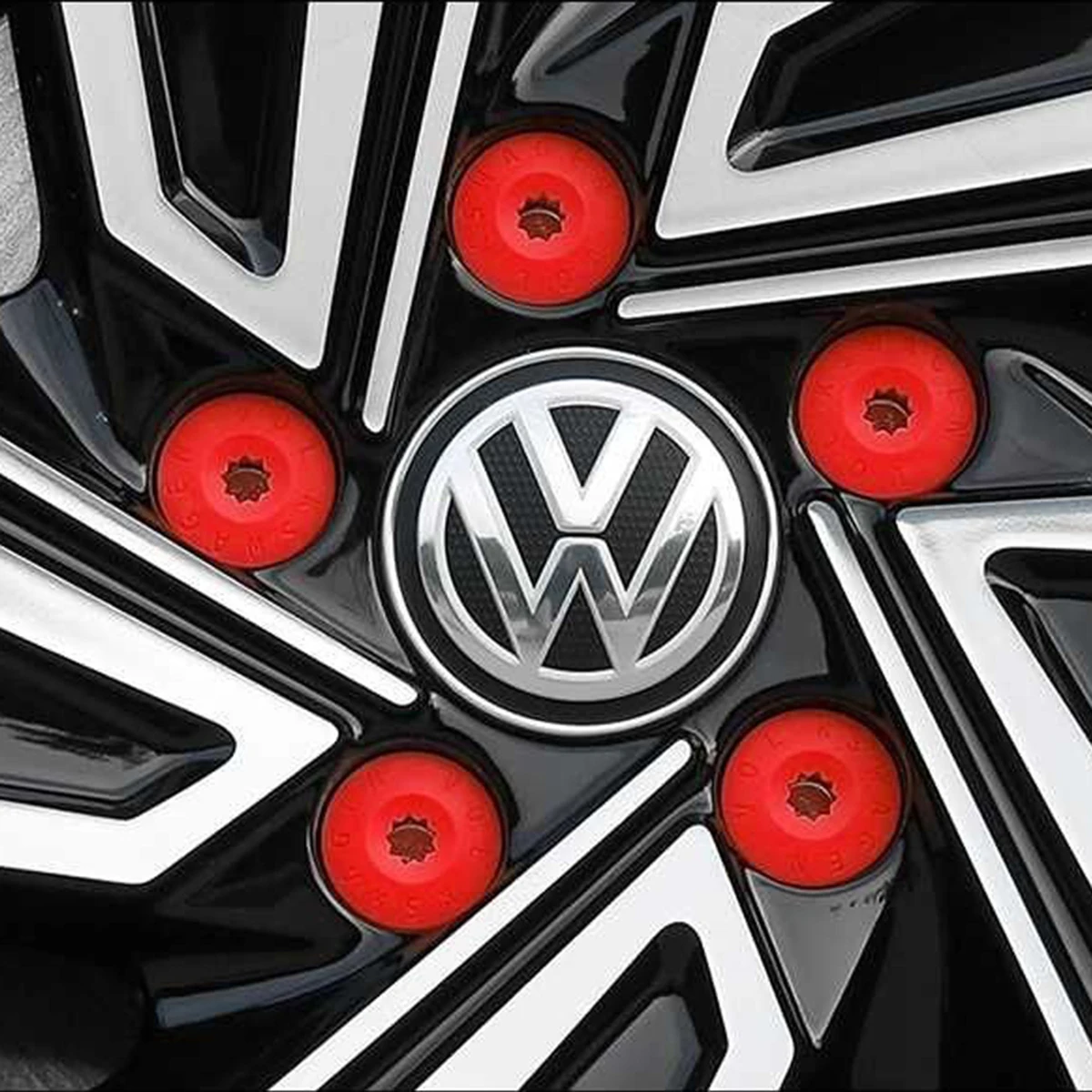 Фото Колпачки для болтов и гаек автомобильных колес 1K0601173 для VW Bora Jetta MK4 MK6 Passat B7 CC Polo Sharan Suran Touran Внешняя защита №3