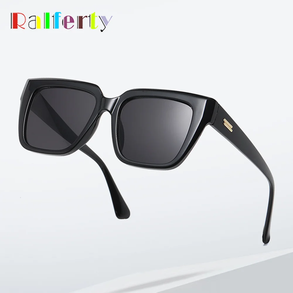 Shop Sunglasses for Women Online at Best Price | Titan Eye+