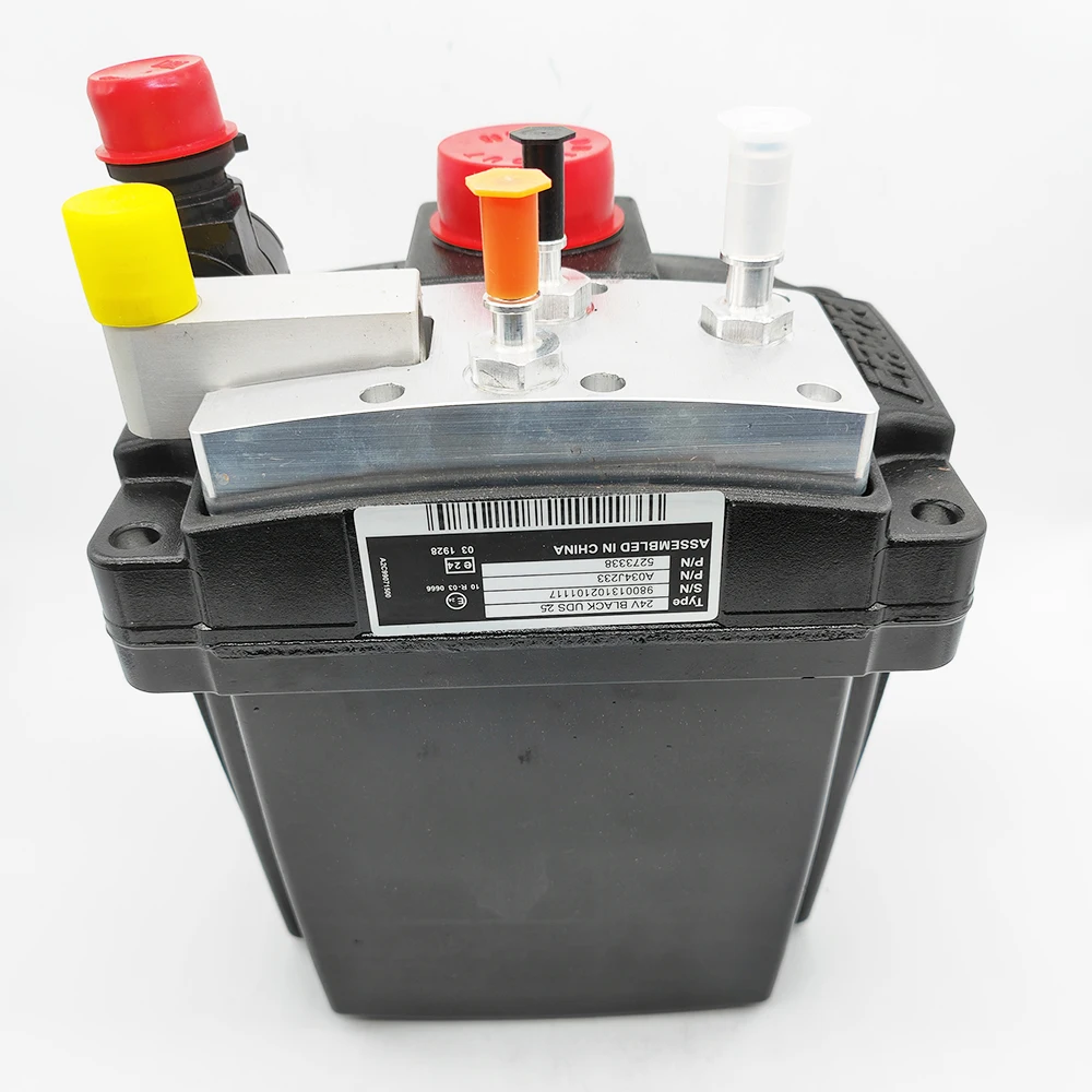 Original New Urea Pump Assembly 5273338 4931694 C1205710-KW100 E5273338 For DAF Cummins Emitec Urea Pump