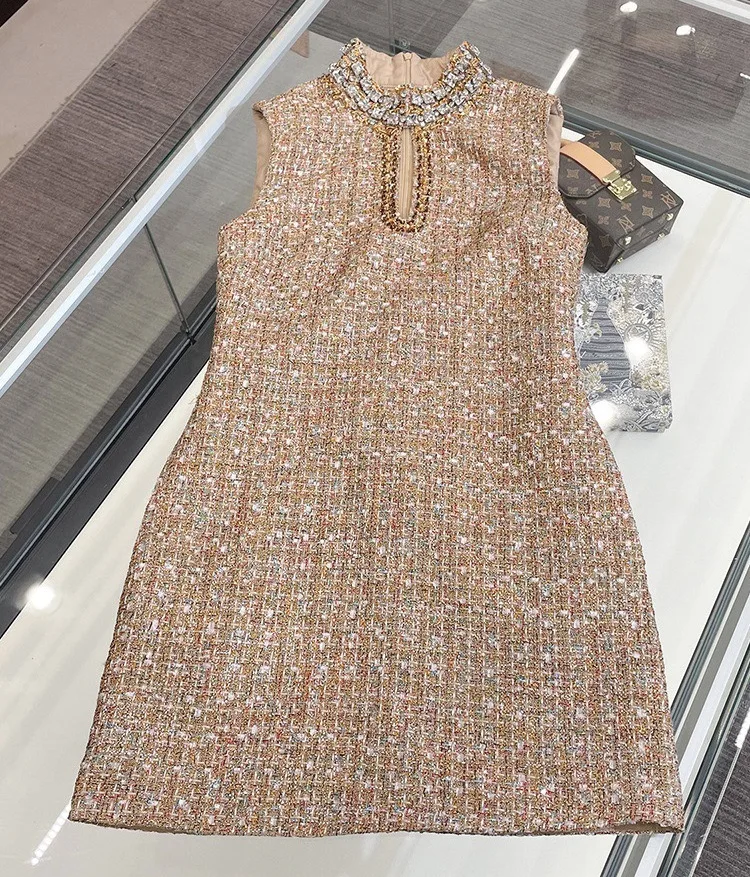 Elegant Tweed Beaded Stand Vest Dress Fashion Gold Hollowed Out Sleeveless Short Dresses Women 2025 New Spring Summer A8299