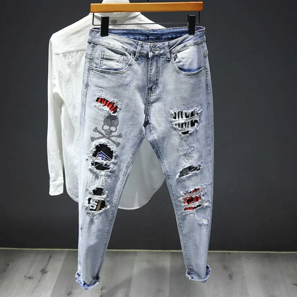 thumbnail image 1 of Pantalones Góticos Desgarrados Para Hombre Pantalones Vaqueros Con Cruces Jeans Para Hombre Rhinestones Rasgados Agujeros Hip Hop Tendencia 2024 Grunge Y2k Xs, 1 of 5