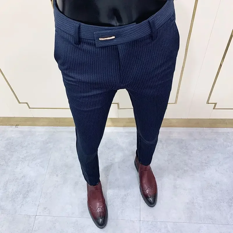 thumbnail image 1 of Pantalones de talla grande para hombre, traje ajustado de color marrón, traje de hombre, pantalones, traje trenzado, reseñas coreanas, muchas prendas de moda para primavera, ropa de trabajo, 1 of 5