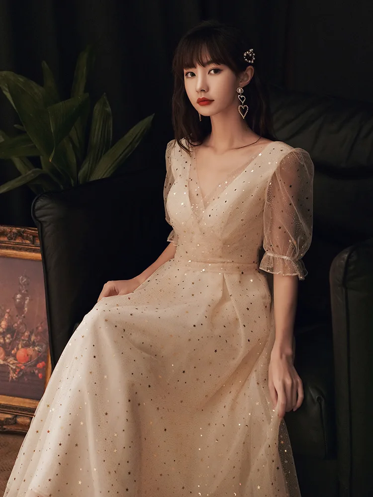 

Sexy Women's Prom Gown Retro Chic V-Neck Tulle Mid-Length Bridesmaid Dresses 2023 New Backless Sequins Birthday Party Dress