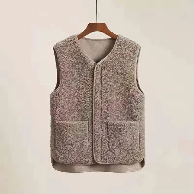 2021 Autumn  Winter Women's Vest Lamb Wool Korean Version Versatile Imitation Fur One Short Girls' Vest Zipper Coat Casual Khaki north face parka