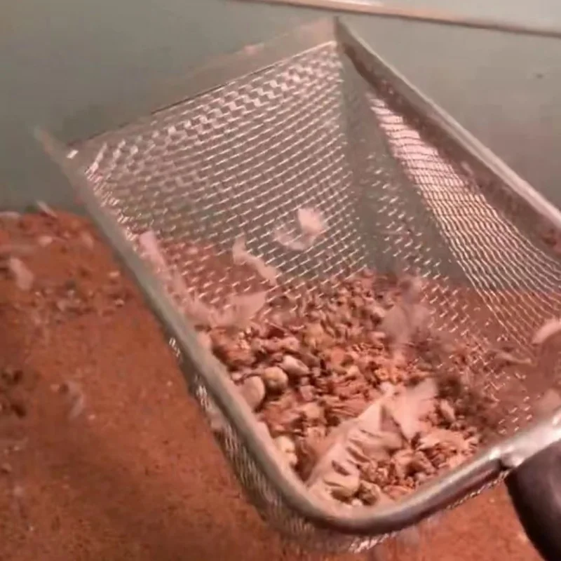 Cat Litter Shovel with Spoon 2