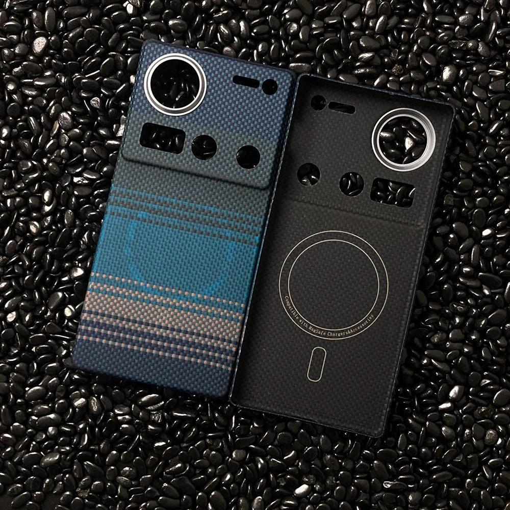 Sleek Magnetic Carbon Fiber Magsafe Case with Aramid Fiber
