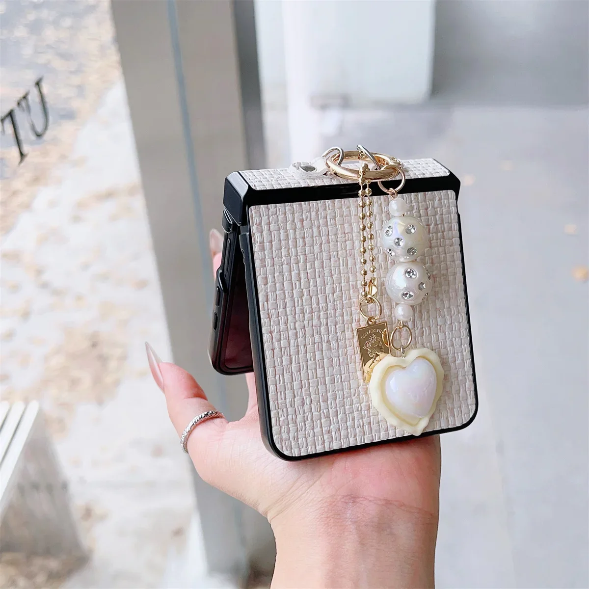 Weaving Leather Heart-shaped Pendant Phone Case with Hinge Protection