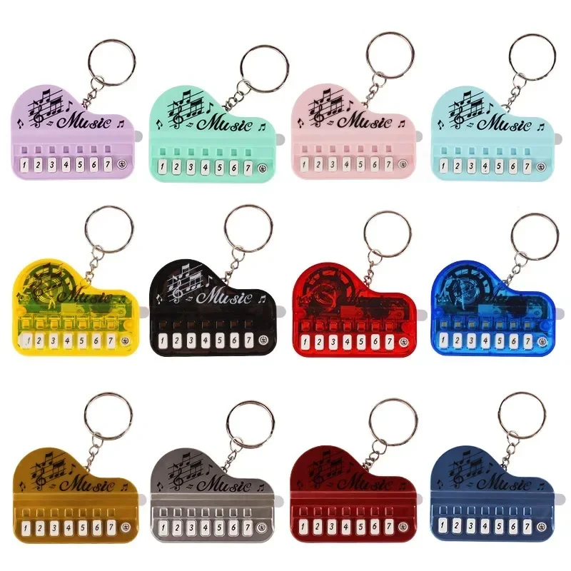 Piano Keychain Mini Electronic Organ Hanging Toy Piano Pendant Keychain for Music Lovers Entertainment