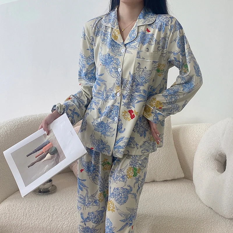 Casual cardigan lapel pajamas women's cotton like long sleeved new spring and autumn oil painting large size home clothes suit