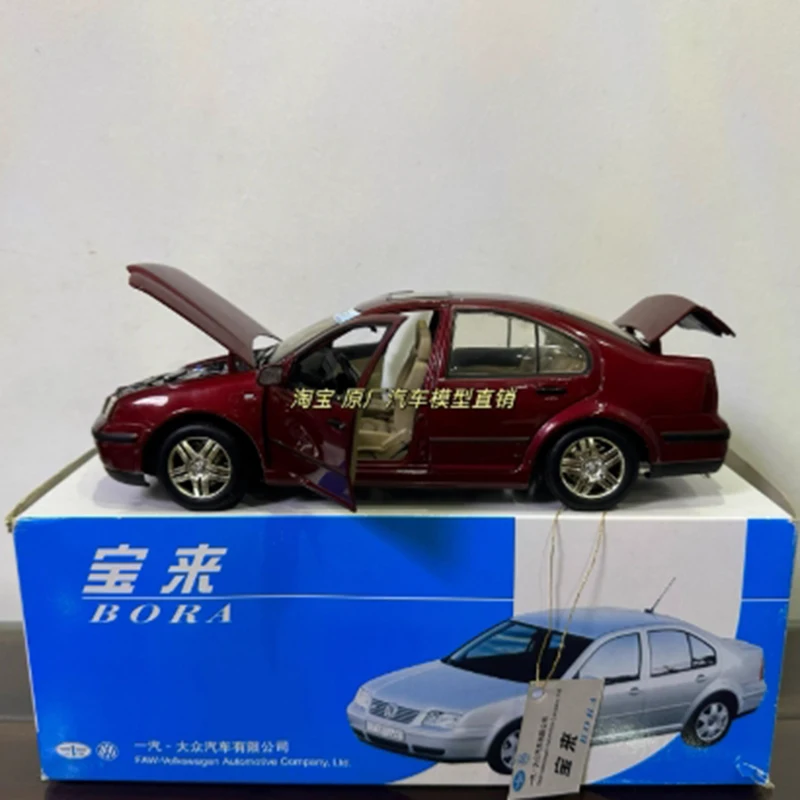Original 1:18 scale First Generation VW BORA Alloy Car Model