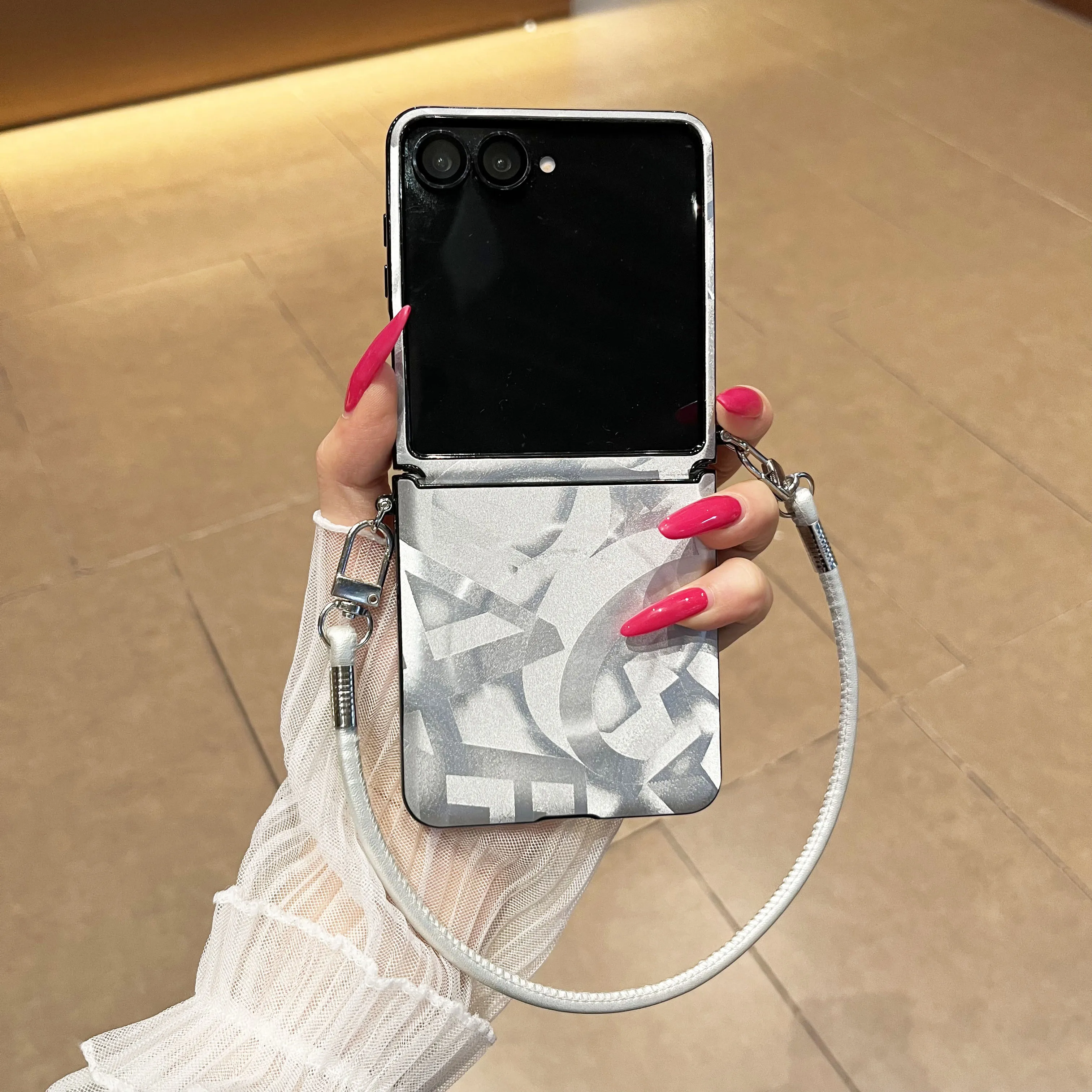 Luxurious Graffiti PU Leather Magnetic Phone Case with Fashion Strap Lanyard