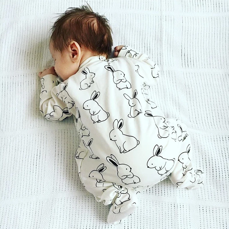 

Jenny&Dave Little White Rabbit Baby Cotton Bodysuit with Feet Climbing Clothes Spring and Autumn Baby Harper Newborn Warm Pajama