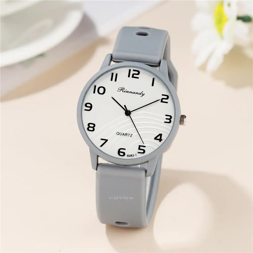 Fashion Lady Hot Sales Watches Leisure Grey Digital Simple Women Quartz Watch Sports Silicone Strap Ladies Clock Wristwatches