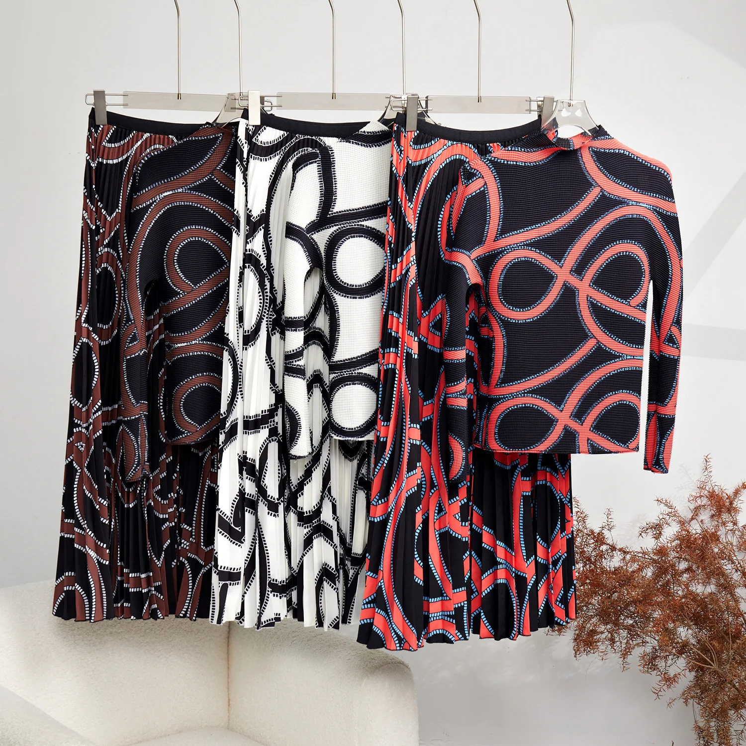 

Autumn new fashion set for women 2023 long-sleeved T-shirt pleated blouse pleated skirt two-piece set