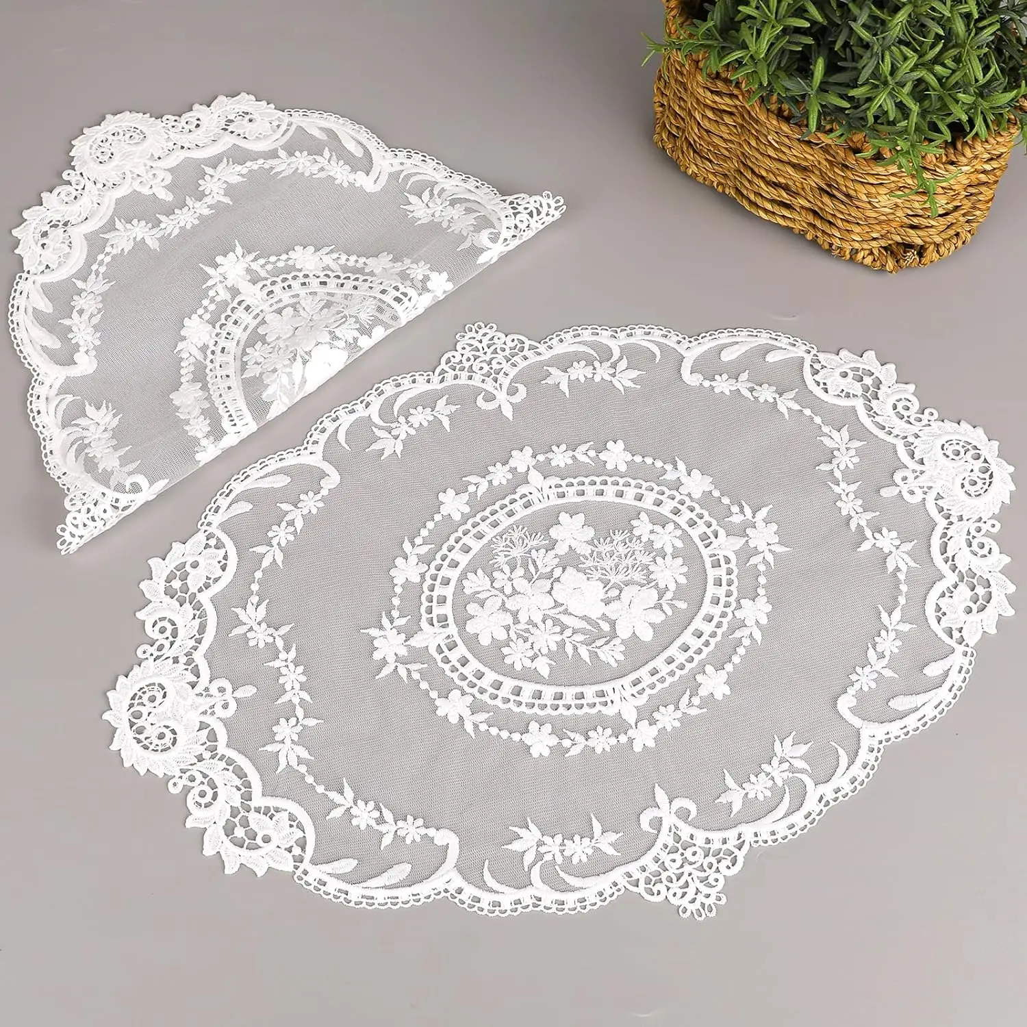 レース マットの魅力と使い方｜フランス風ヴィンテージレースマットの