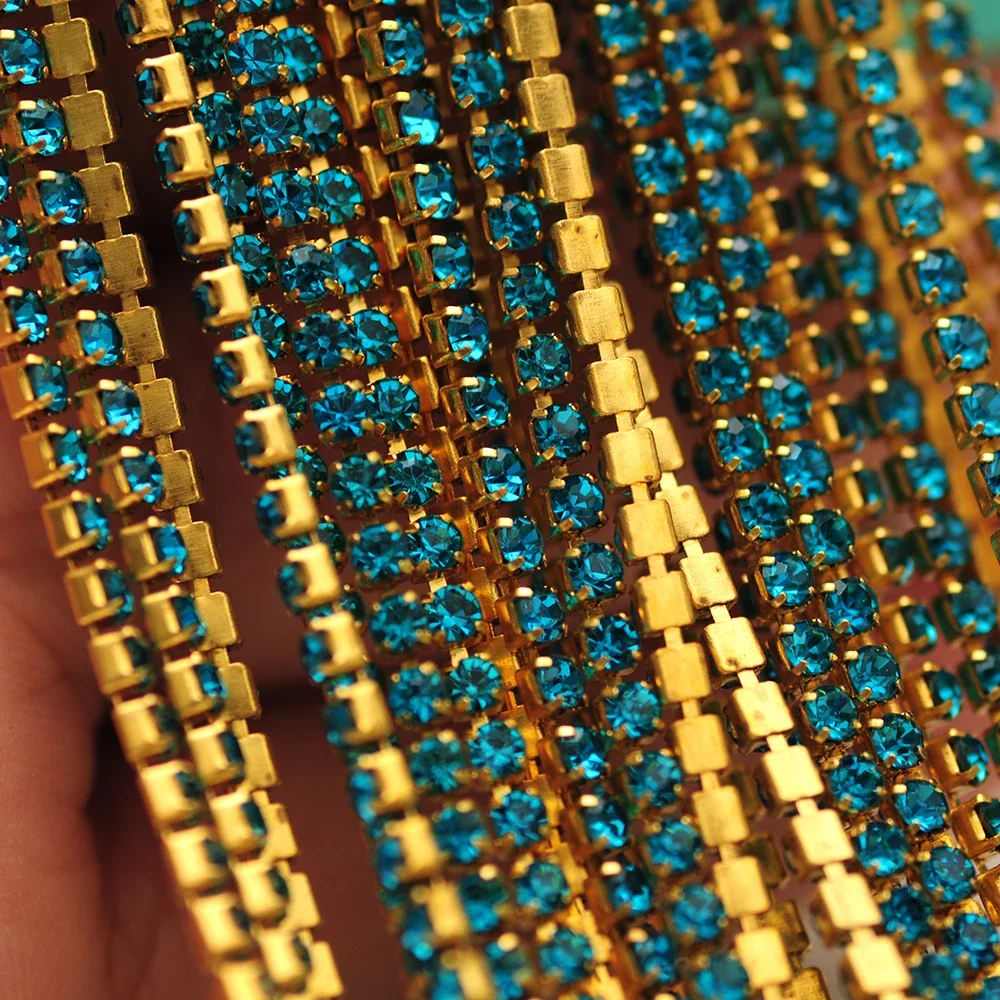 

YANRUO 10 Meters Blue Zircon Gold Claws Rhinestones Cup Chain Glass Crystal Sewing Needlework Applique Rhinestones Decor Clothes