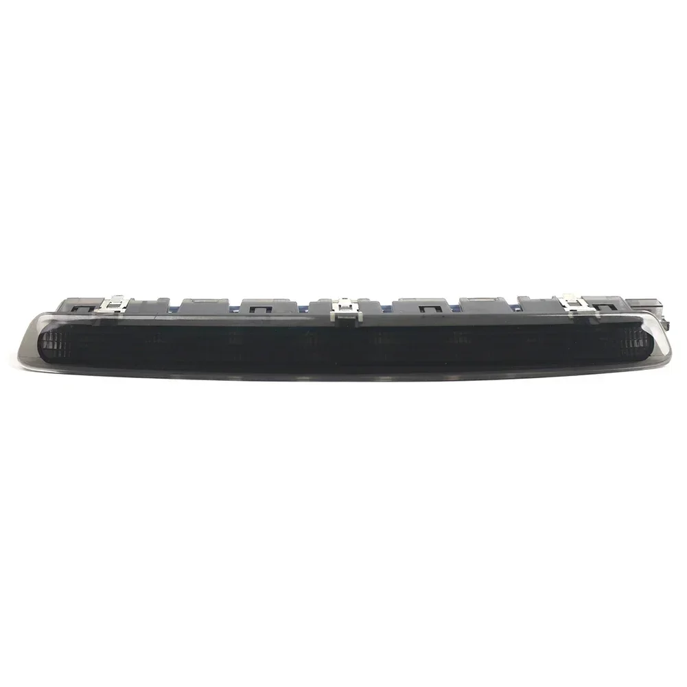 NSLUMO Für Seat Ibiza 6J 6P Leon MK2 Hintere Mittelhohe Halterung Dritte Bremsleuchte zusätzliche dritte Bremslicht rote LED dritte Bremslicht Rauchlinse OEM#: 6J0945097A 6J0945097B