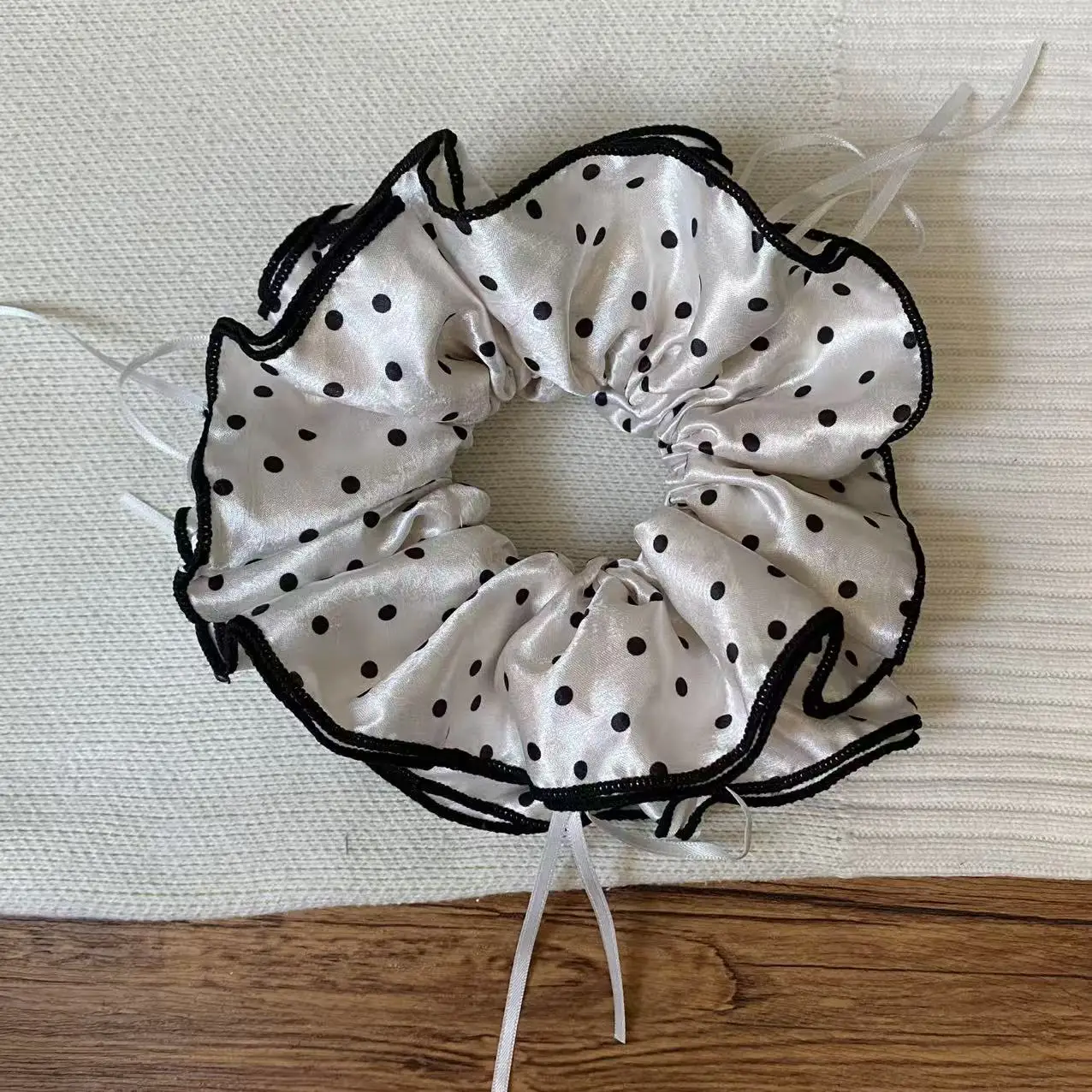 1PC Polka Dot Ruffled Scrunchies Satin-like Fabric Multicolor Hair Ties Elegant Vintage Hair Accessories For Women Girls Daily