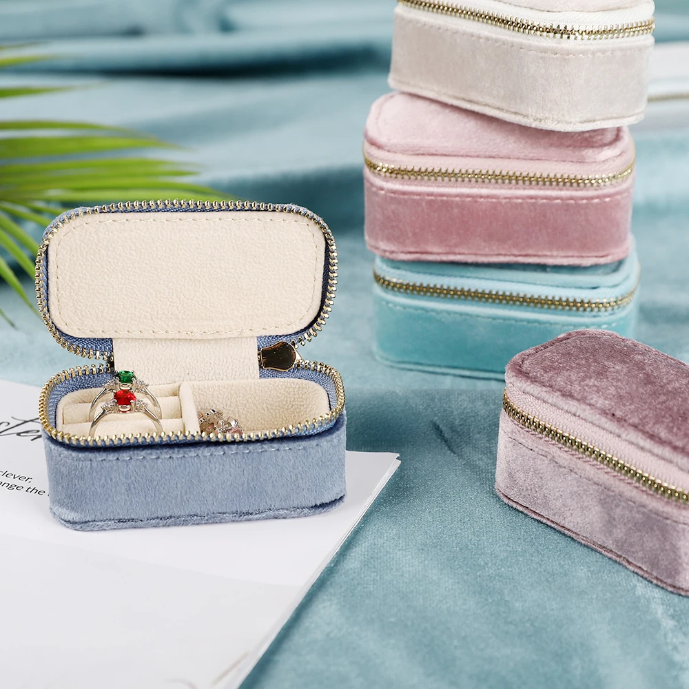 Mini Colored Velvet Jewelry Box Ring Earrings Storage Container High-Quality Zipper And Compartment Wedding Jewelry Gift Box velvet travel jewelry case roll bag organizer for necklace bracelet earrings ring pvc pockets green