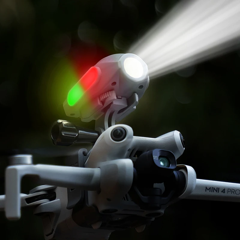 Feu de position lumineux pour drone DJI montrant son installation facile sur le châssis. Achetez un feu de position lumineux pour drone DJI - Sécurité et visibilité.