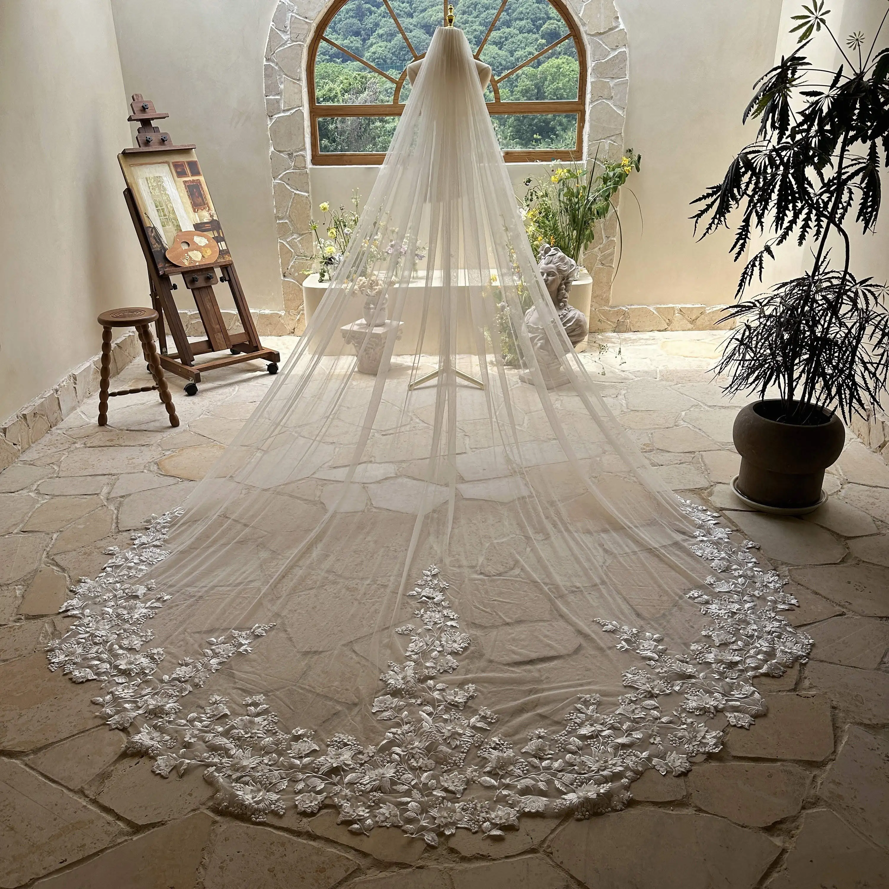 Bridal veil 3 Meters Wedding Veil with floral applique