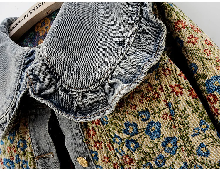 Stylish Autumn Denim Jacket with Jacquard Embroidery and Peter Pan Collar for Women-vestes novas