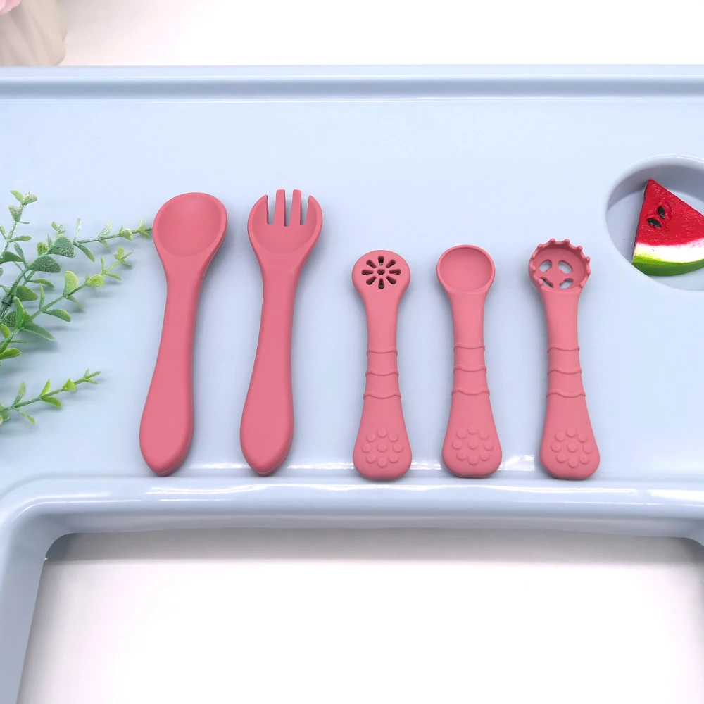 5pcs food spoons and forks food grade kids silicone spoons and forks cutlery baby supplement spoons baby feeding spoons and fork
