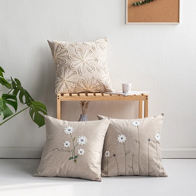 

Japanese Style Embroidered Pillowcase, Plain and Elegant Cushion Cover, Removable and Washable, 45x45cm