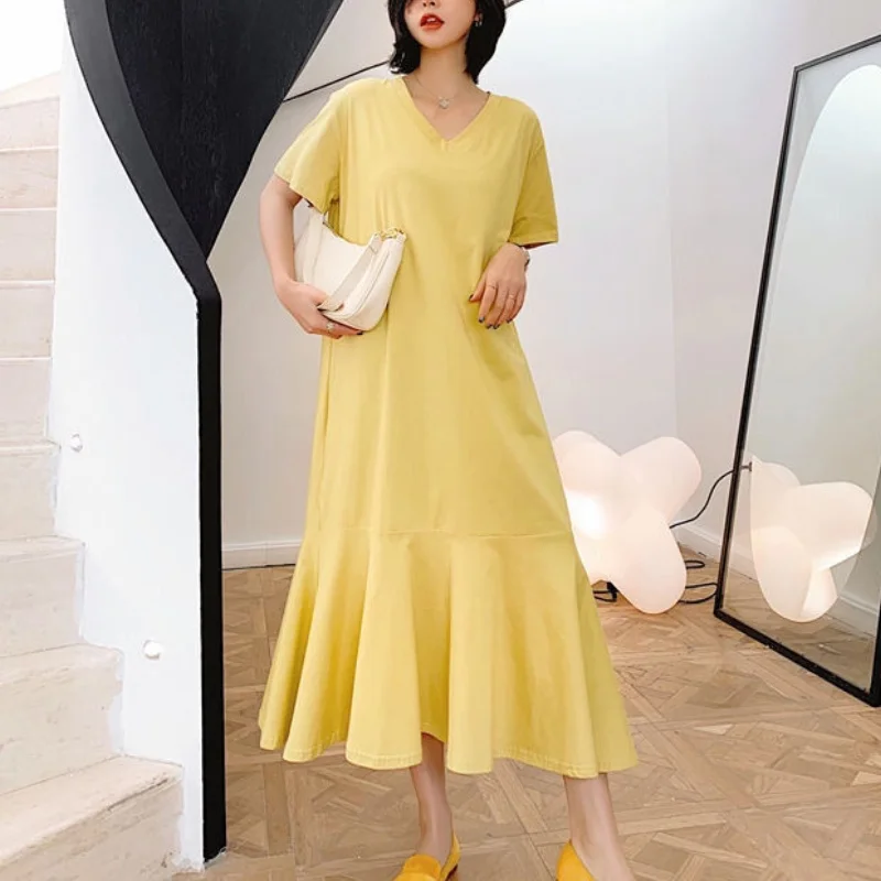 الكورية عادية شيك سيدة حجم كبير ميدي فتاة حلوة فست...