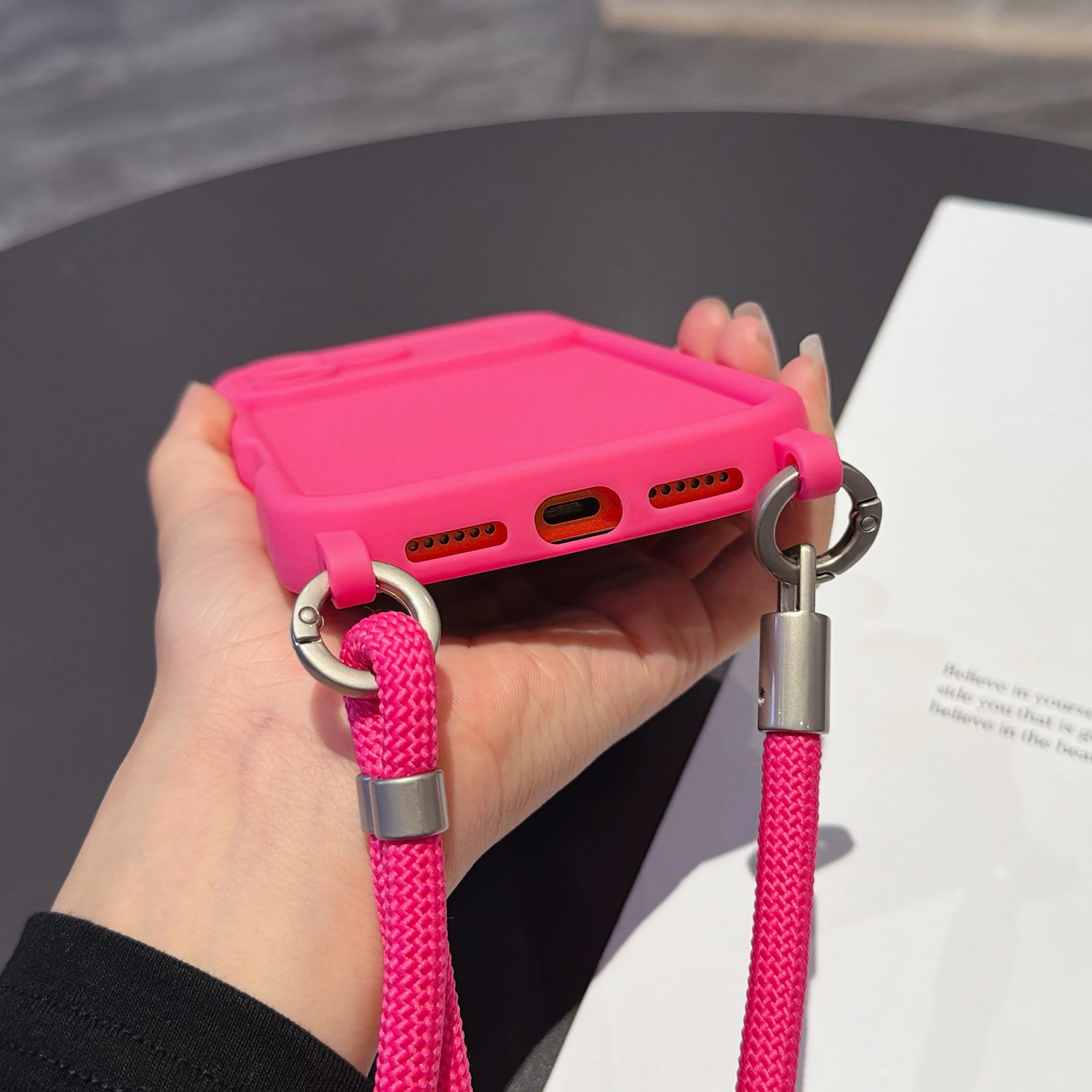 Stylish Retro Lanyard Crossbody Phone Case with Neck and Wrist Strap